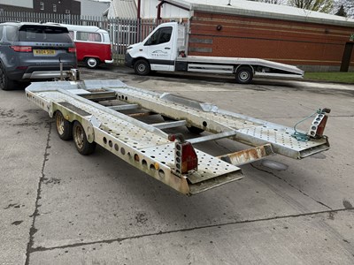 Lot 105 - Ifor Williams Twin Axle Trailer