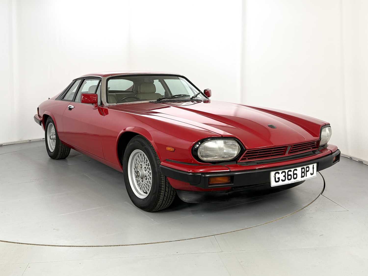 Lot 5 - 1989 Jaguar XJS