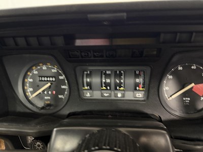 Lot 5 - 1989 Jaguar XJS