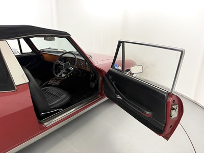 Lot 16 - 1971 Triumph Stag