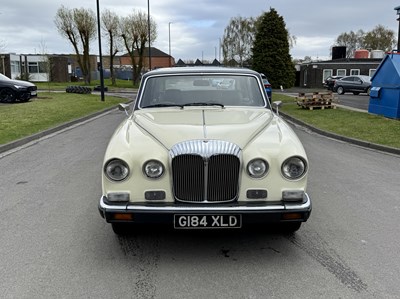 Lot 72 - 1989 Daimler Limo