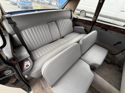 Lot 72 - 1989 Daimler Limo