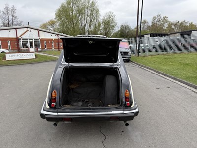 Lot 72 - 1989 Daimler Limo