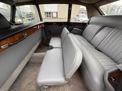 Lot 72 - 1989 Daimler Limo