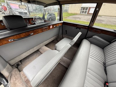 Lot 72 - 1989 Daimler Limo