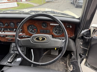 Lot 72 - 1989 Daimler Limo