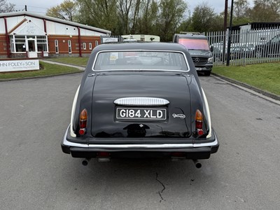 Lot 72 - 1989 Daimler Limo