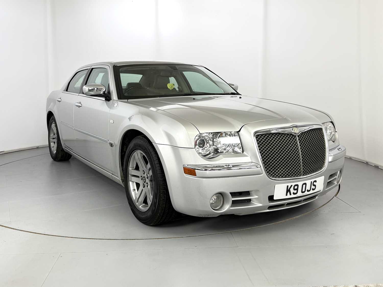 Lot 2007 Chrysler 300C