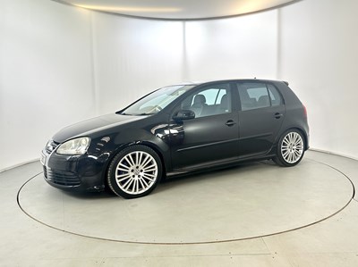 Lot 77 - 2007 Volkswagen Golf R32