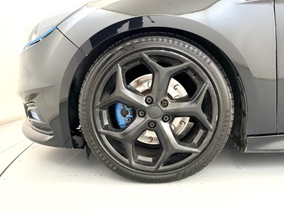 Lot 141 - 2013 Ford Focus ST-2