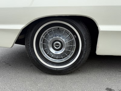 Lot 53 - 1964 Ford Thunderbird