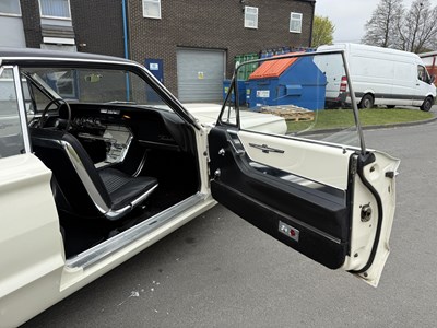 Lot 53 - 1964 Ford Thunderbird