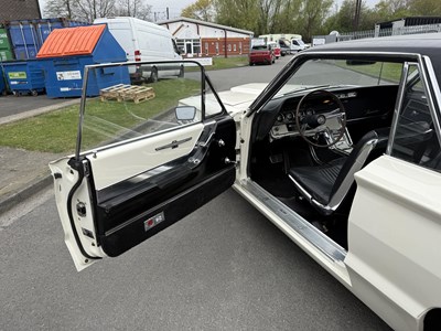 Lot 53 - 1964 Ford Thunderbird
