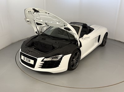 Lot 29 - 2011 Audi R8 Spider