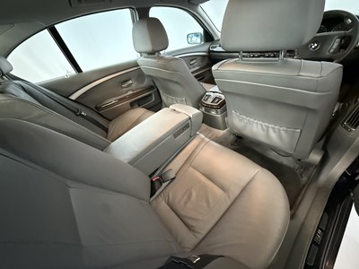 Lot 56 - 2005 BMW 730D