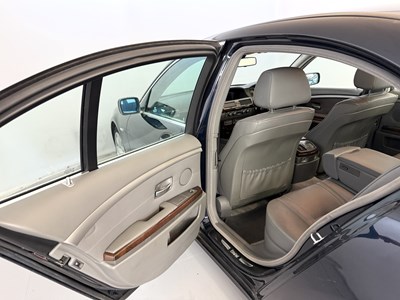 Lot 56 - 2005 BMW 730D