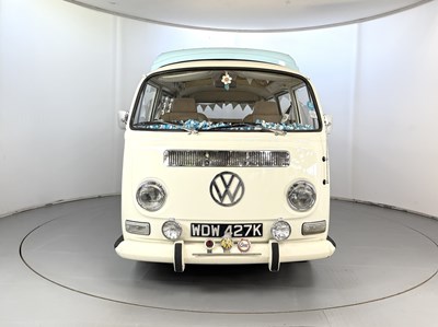 Lot 19 - 1971 Volkswagen T2 Camper