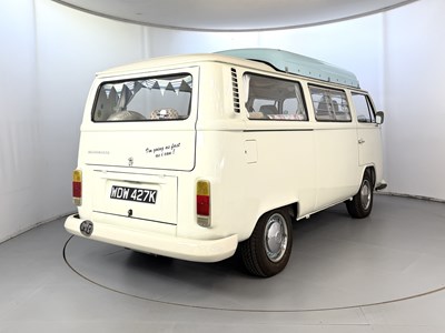 Lot 19 - 1971 Volkswagen T2 Camper