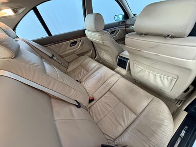 Lot 125 - 1998 BMW 523i