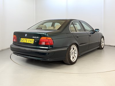 Lot 125 - 1998 BMW 523i