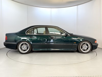 Lot 125 - 1998 BMW 523i