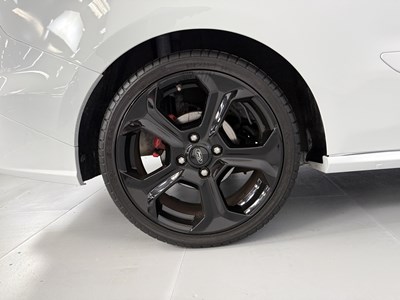 Lot 80 - 2015 Ford Transit Courier ST