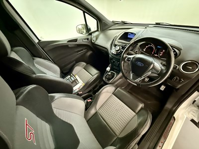 Lot 80 - 2015 Ford Transit Courier ST