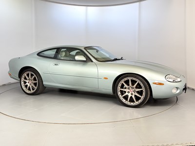 Lot 44 - 2002 Jaguar XK8