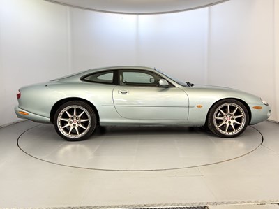Lot 44 - 2002 Jaguar XK8