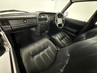 Lot 20 - 1989 Volvo 240 GLT