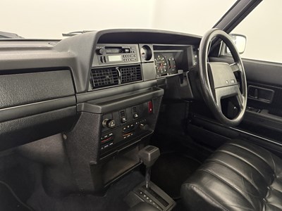 Lot 20 - 1989 Volvo 240 GLT