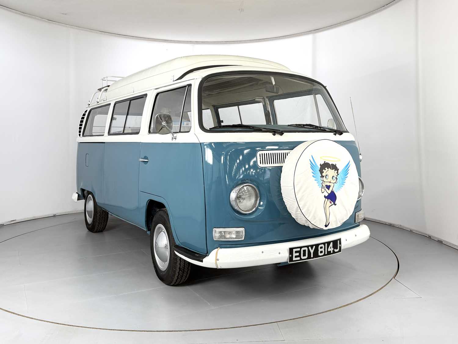 Lot 86 - 1971 Volkswagen T2 Dormobile
