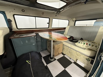 Lot 86 - 1971 Volkswagen T2 Dormobile
