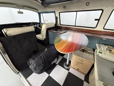 Lot 86 - 1971 Volkswagen T2 Dormobile