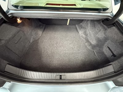 Lot 18 - 2006 Jaguar S Type