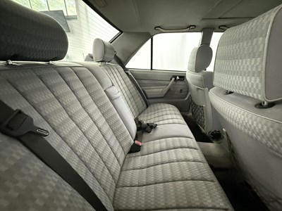 Lot 84 - 1990 Mercedes-Benz 190E - NO RESERVE