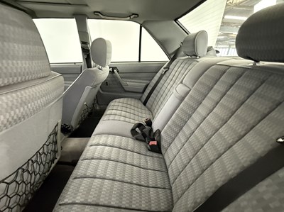 Lot 84 - 1990 Mercedes-Benz 190E - NO RESERVE