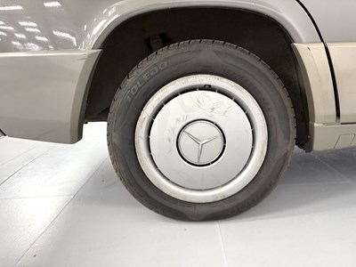 Lot 84 - 1990 Mercedes-Benz 190E - NO RESERVE
