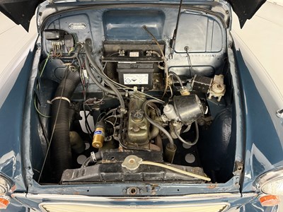 Lot 3 - 1970 Morris 1000 Traveller