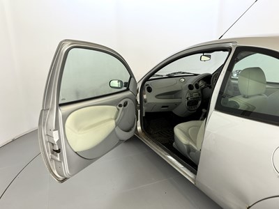 Lot 122 - 2005 Ford KA - NO RESERVE