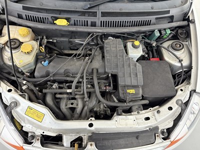 Lot 122 - 2005 Ford KA - NO RESERVE