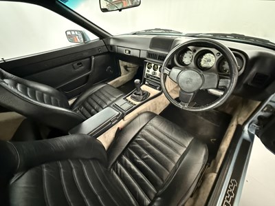 Lot 4 - 1982 Porsche 944