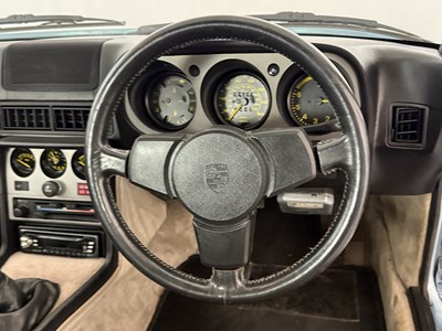 Lot 4 - 1982 Porsche 944