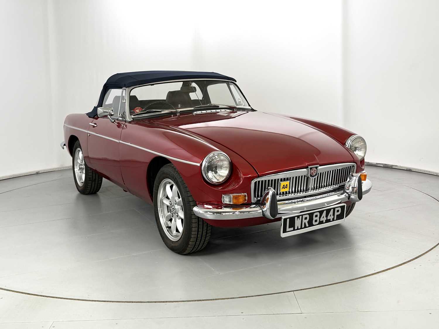 Lot 114 - 1975 MG B Roadster