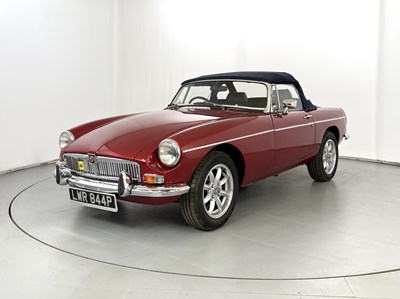 Lot 114 - 1975 MG B Roadster
