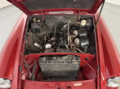 Lot 114 - 1975 MG B Roadster