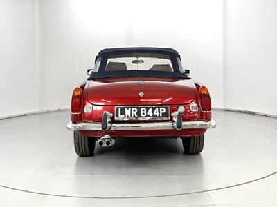Lot 114 - 1975 MG B Roadster