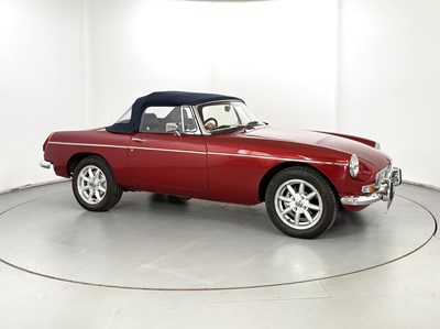 Lot 114 - 1975 MG B Roadster