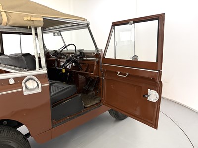 Lot 10 - 1966 Land Rover Series 2A