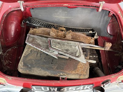 Lot 16 - 1972 MG B Roadster